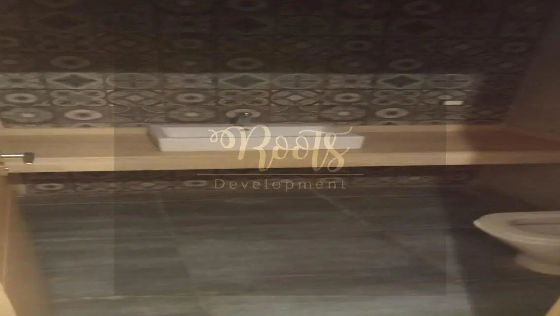 Stunning 196 sqm Apartment with Private Balcony