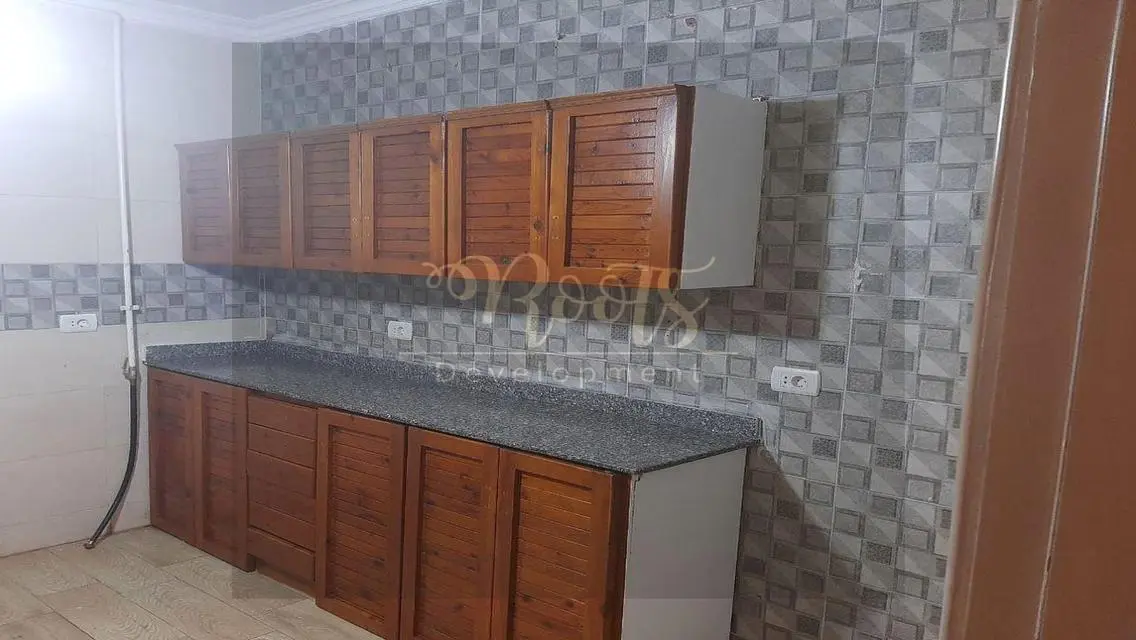 Stunning 196 sqm Apartment with Private Balcony