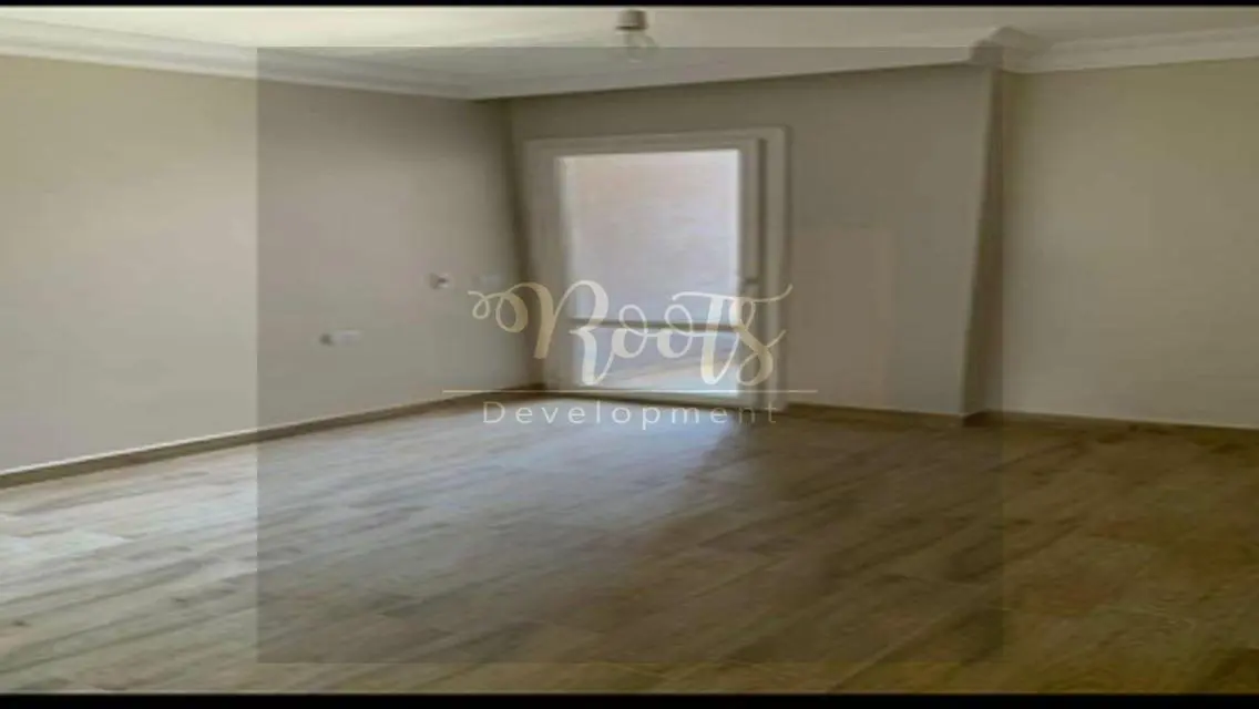Stunning 196 sqm Apartment with Private Balcony