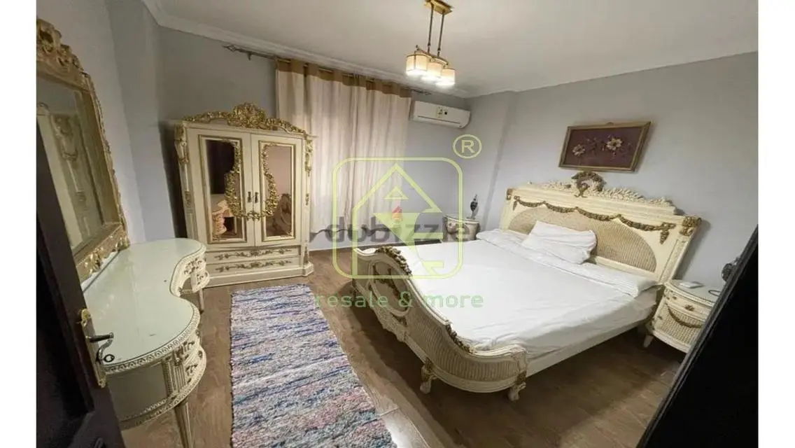 Luxury Apartment with Garden and Shared Pool