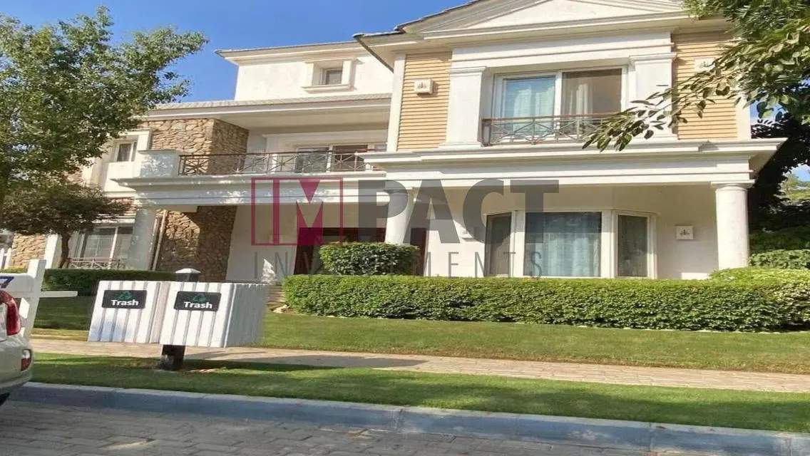 Luxury Villa for Sale with Spacious Design and Amenities