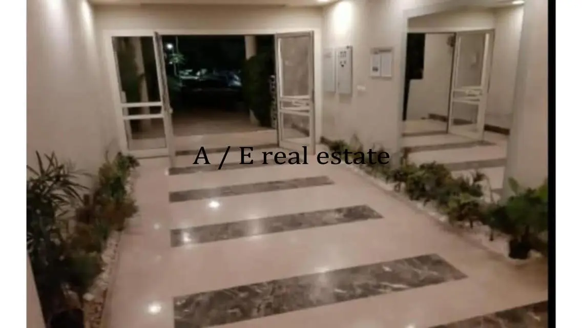 شقة فاخرة للإيجار بمساحة فسيحة