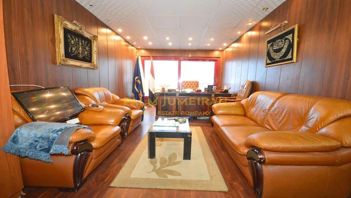 Luxury Apartment in Palm Jumeirah - Investment Opportunity