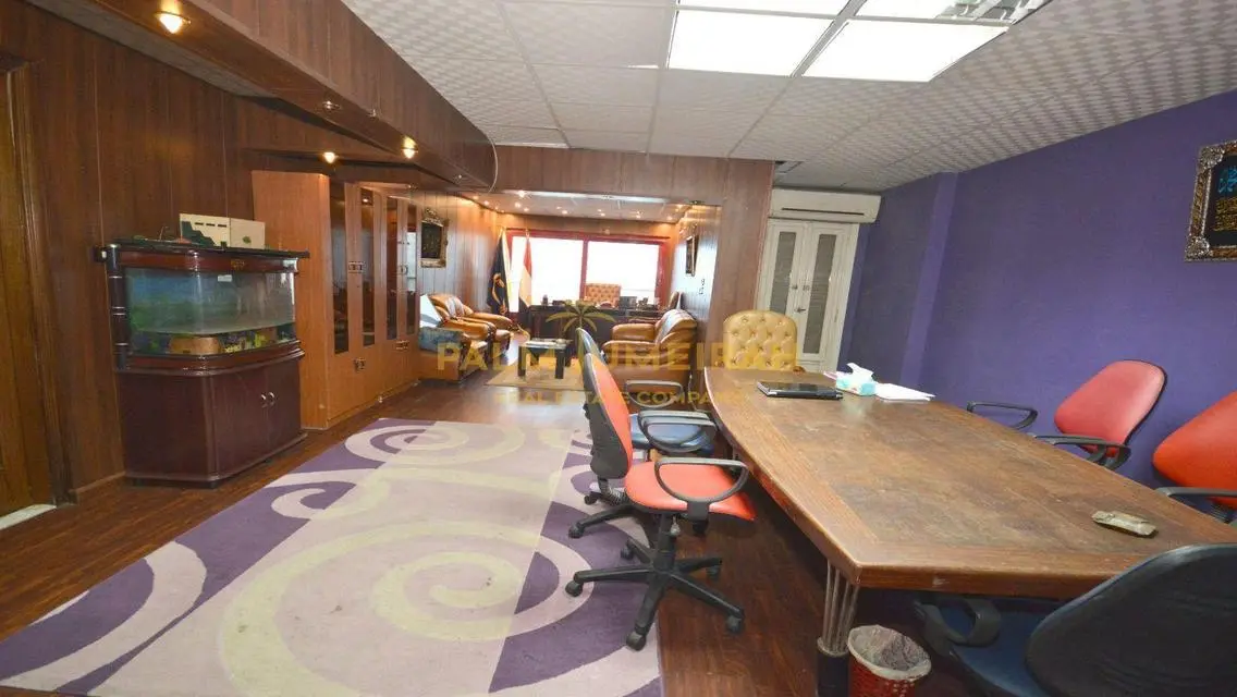 Luxury Apartment in Palm Jumeirah - Investment Opportunity
