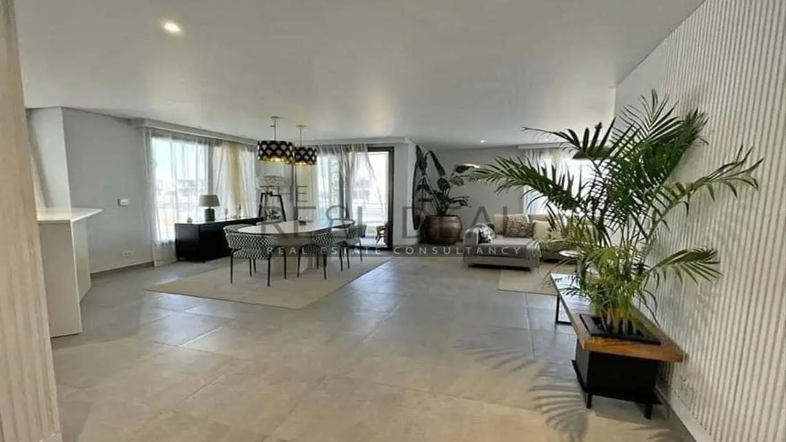 Luxury Villa for Sale in Sarai Compound