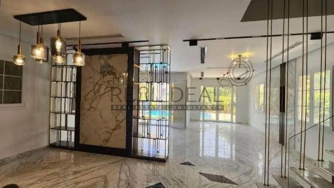 Luxury Villa for Sale in Sarai Compound