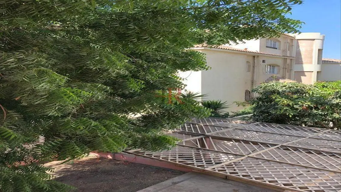 Luxury Apartment in Prime Location with Balcony and Stunning View