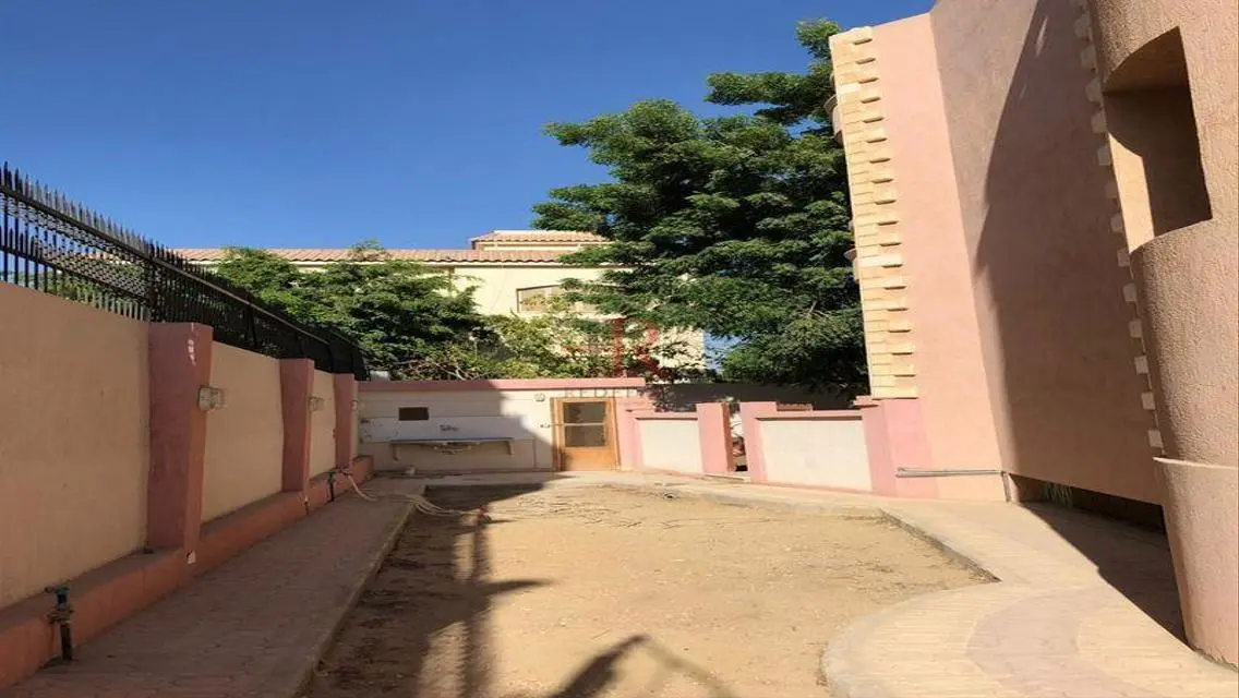 Luxury Apartment in Prime Location with Balcony and Stunning View