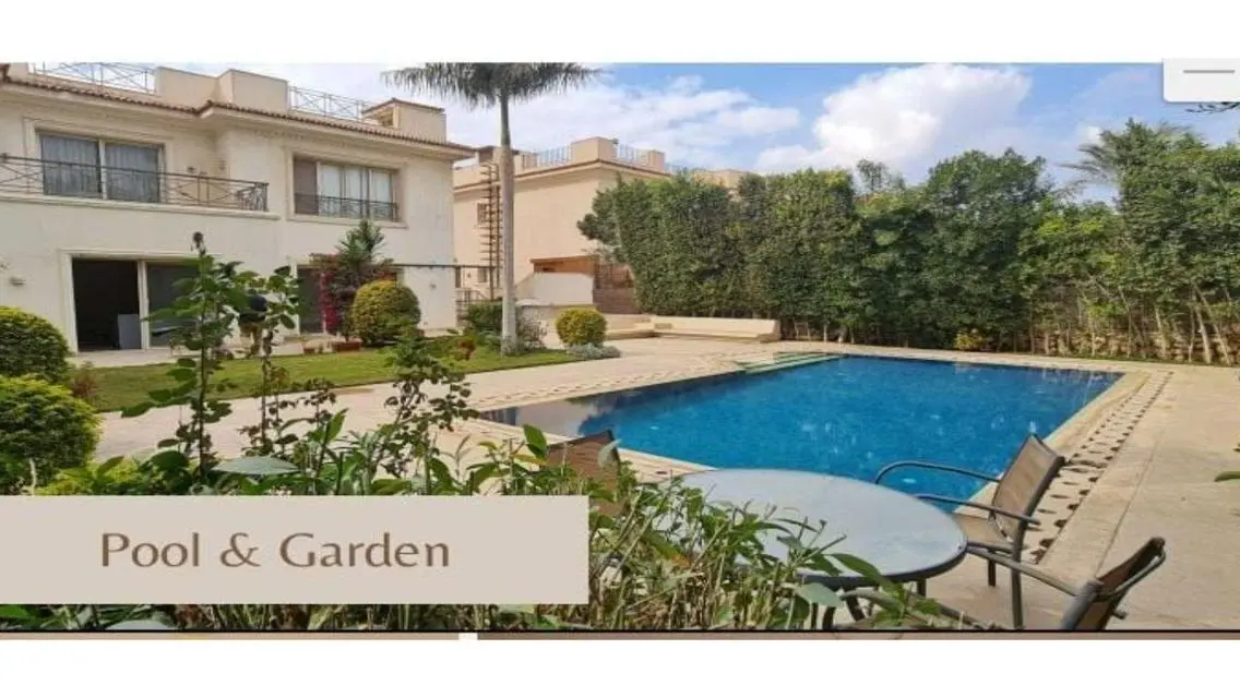 Luxury Apartment with Private Garden and Pool in the City Center