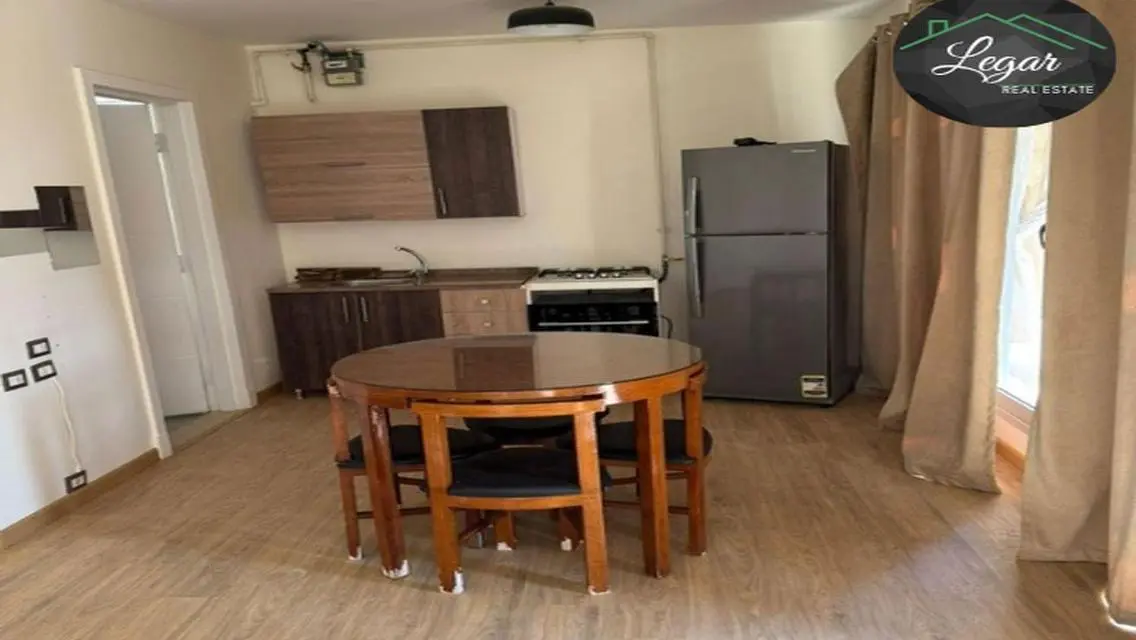 Luxury Apartment in Palm Parks with All Amenities