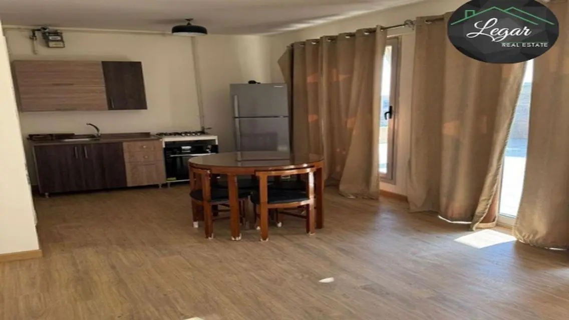 Luxury Apartment in Palm Parks with All Amenities