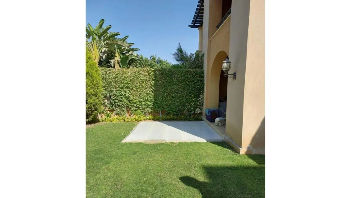 Fantastic Apartment with Excellent Amenities and Spacious Layout