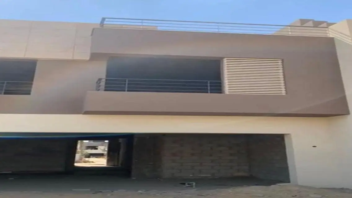 Stunning Villa for Sale in Guinea with Luxurious Amenities