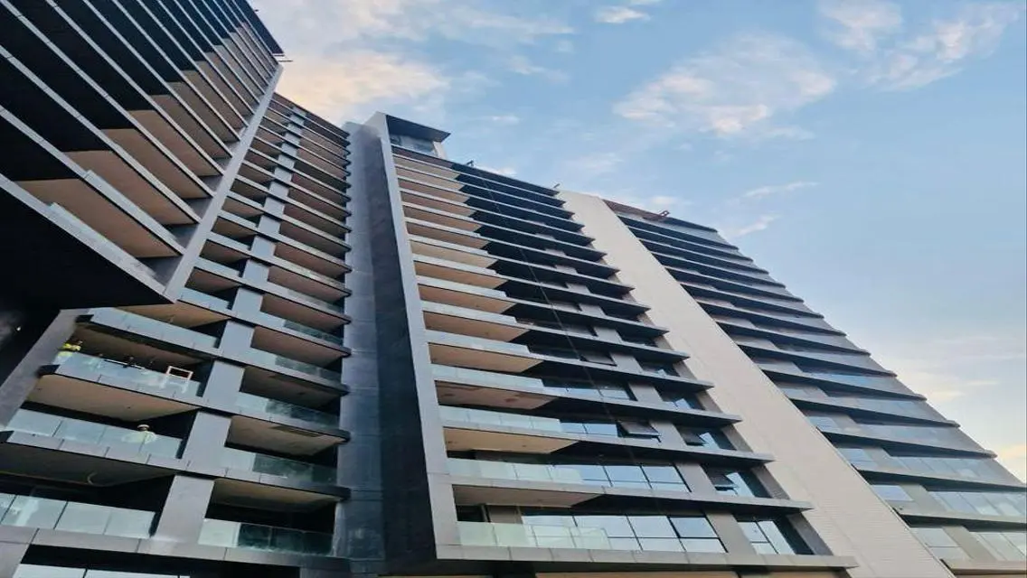 Luxurious Apartment in Zed-West - 144
