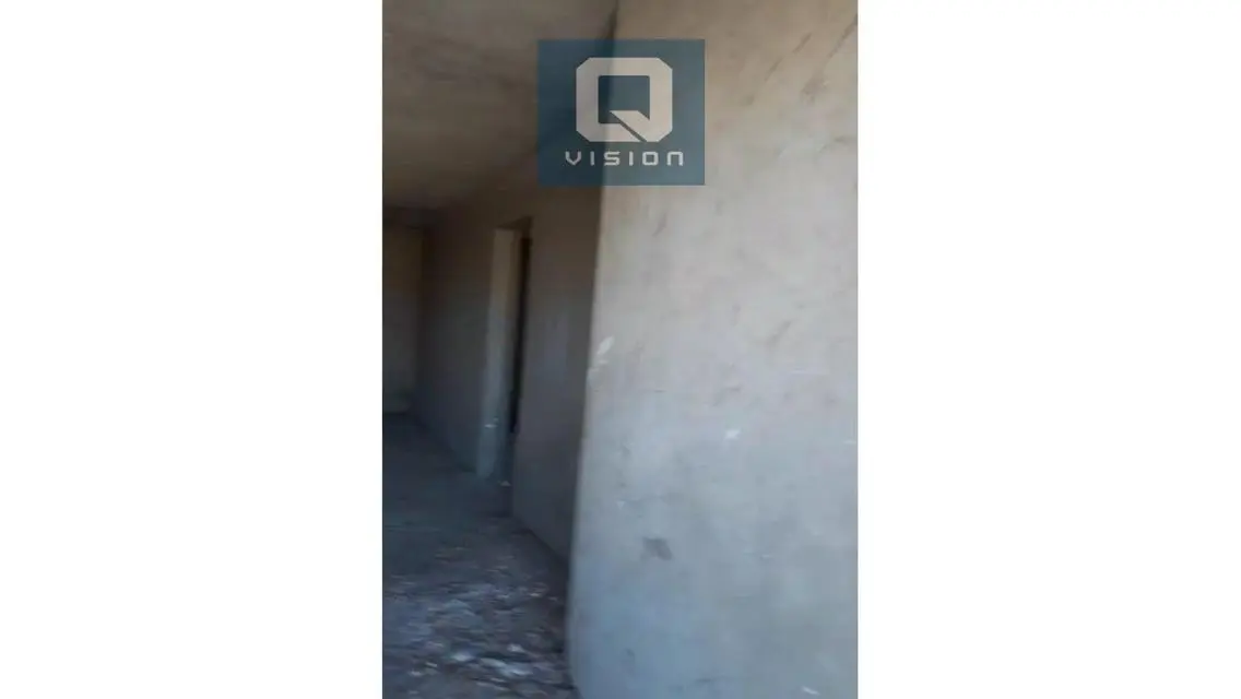 شقة فاخرة مع شرفة للبيع في Q-Vision