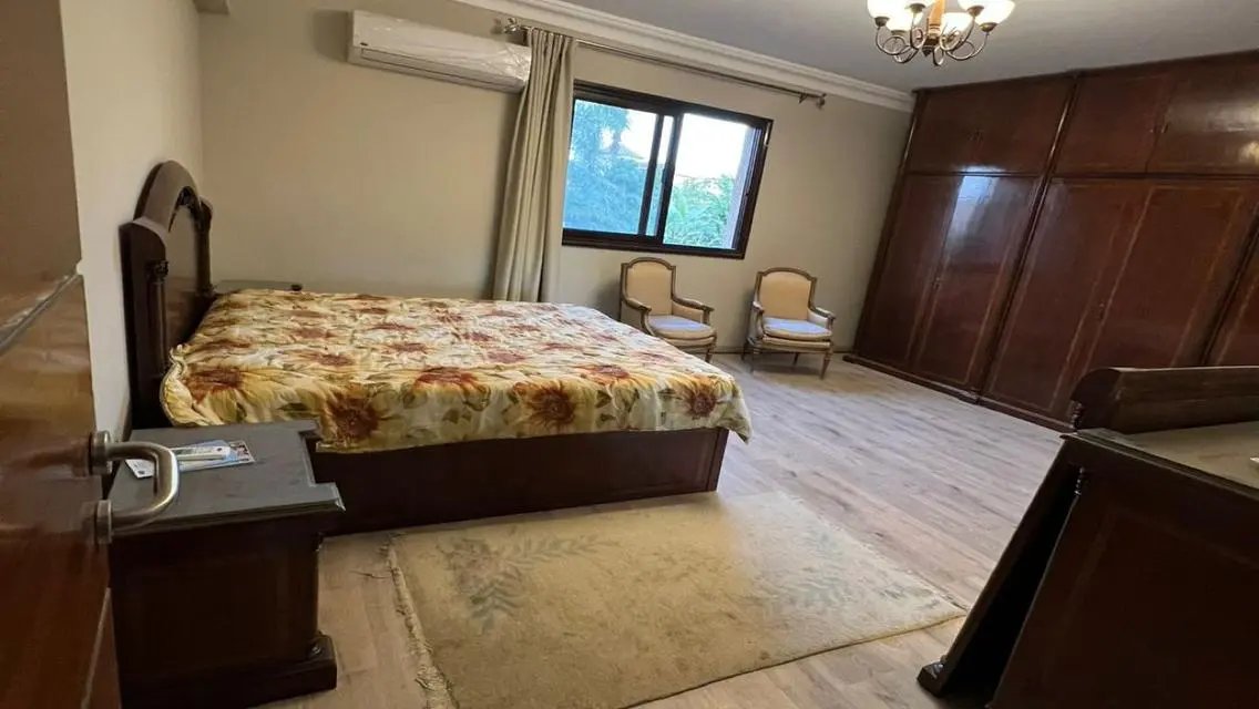 Luxury Villa with Private Garden and Pool
