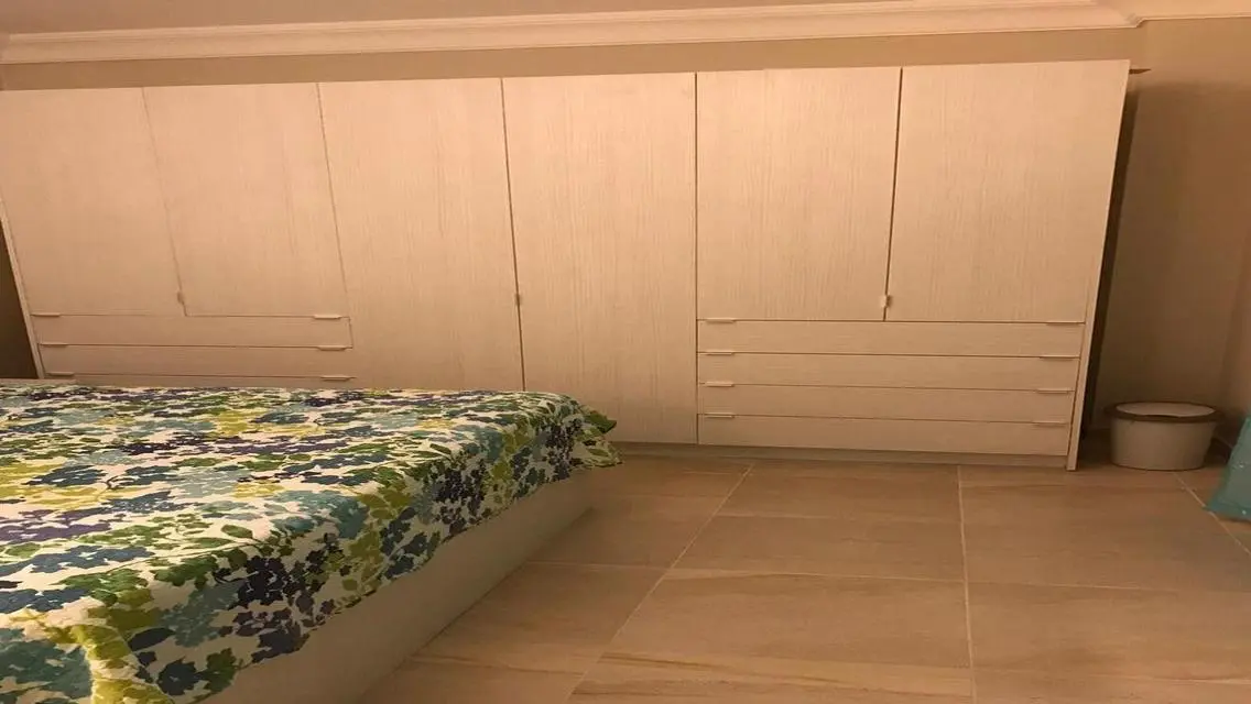 شقة رائعة بحارس أمن مطلة على معلم رئيسي