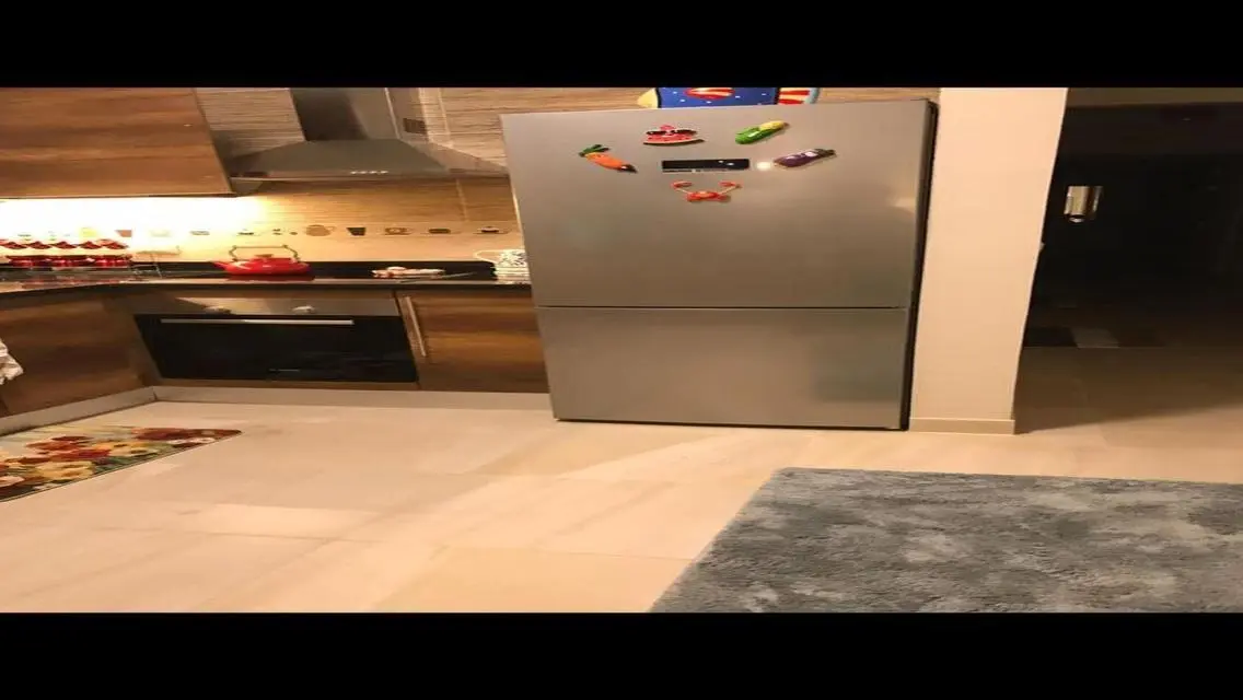 شقة رائعة بحارس أمن مطلة على معلم رئيسي