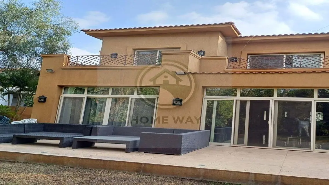 Luxury Property with Private Pool and Garden
