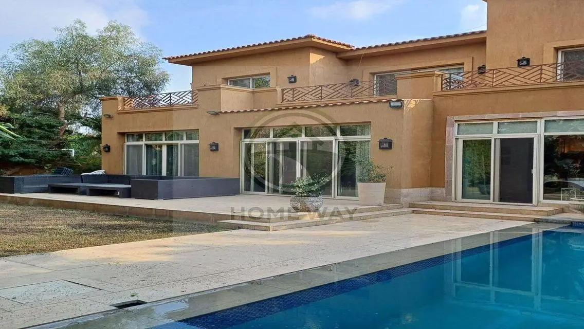 Luxury Property with Private Pool and Garden