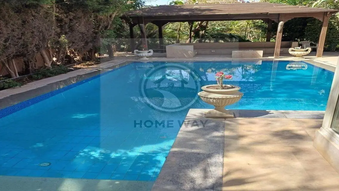 Luxury Property with Private Pool and Garden