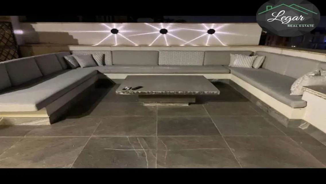 Luxurious Apartment in Palm Parks