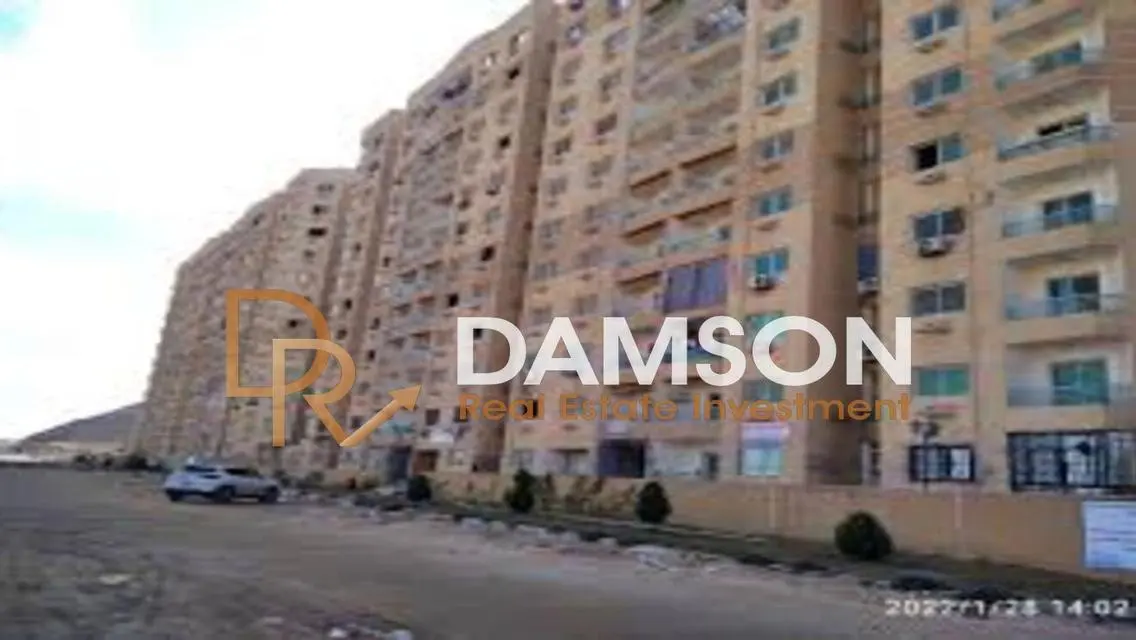 عقار مميز بمرافق متكاملة للبيع