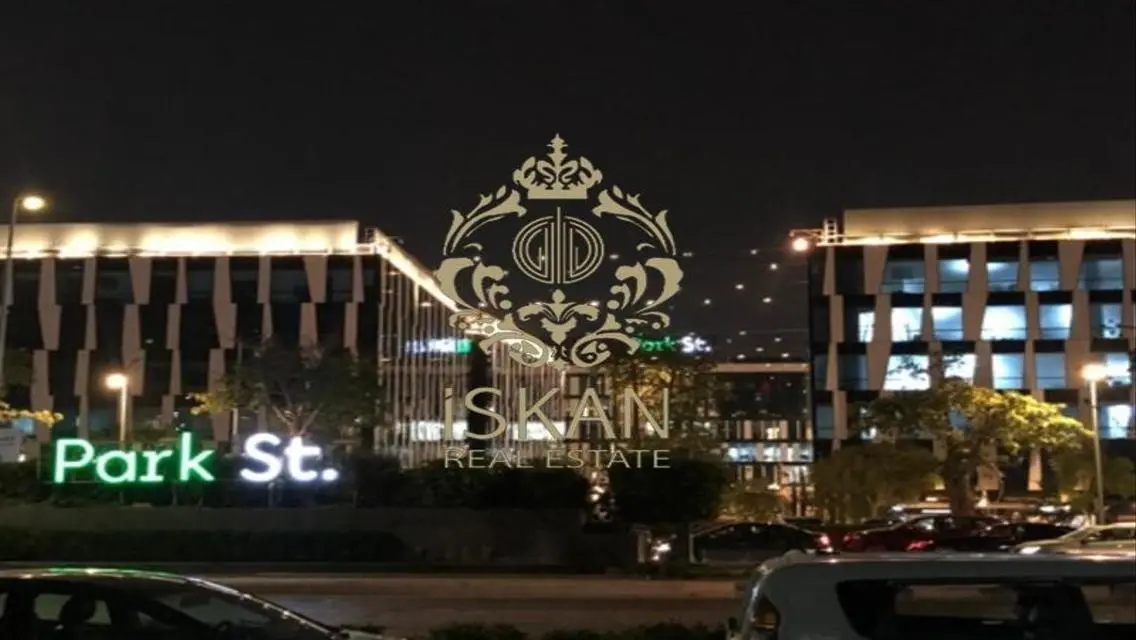 شقة رائعة للبيع بمساحة 15095 متر