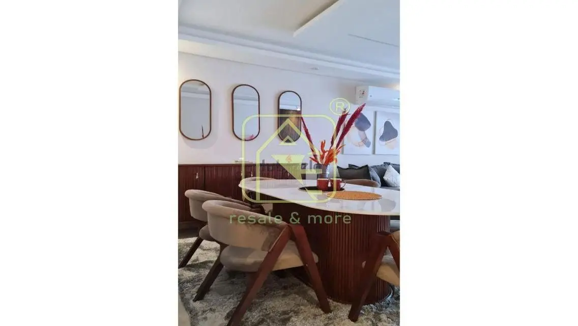 Luxurious Apartment with Spacious Layout for Sale at a Great Price