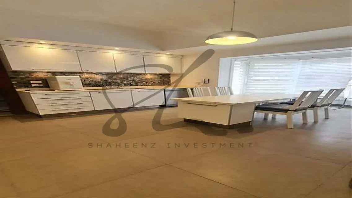 Luxurious Apartment in Midtown at an Attractive Price