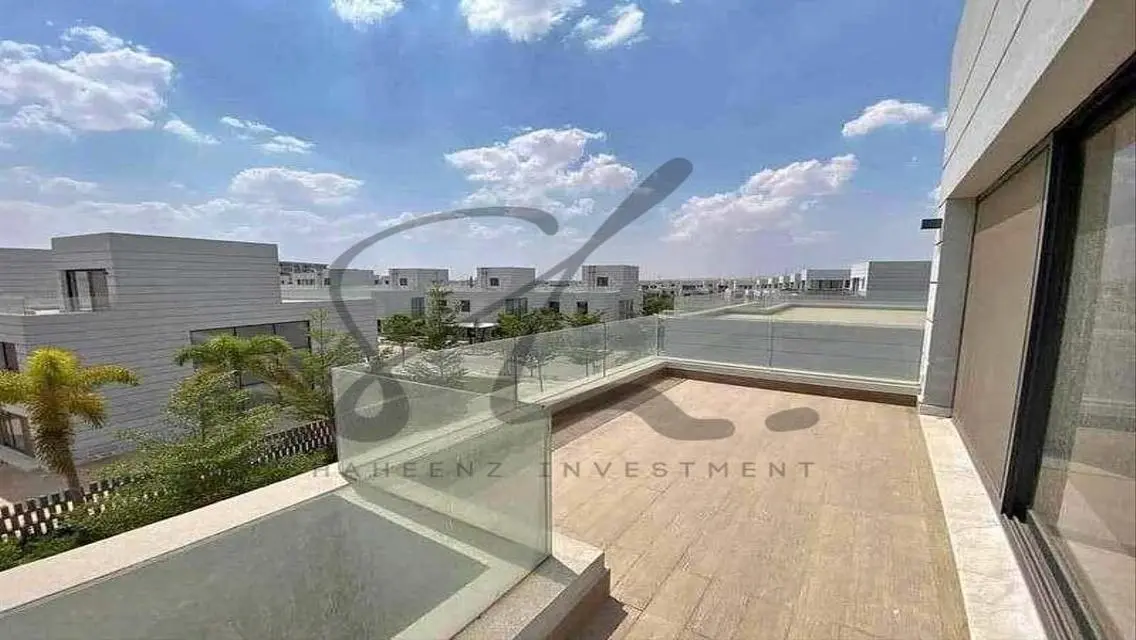 Luxurious Apartment in Midtown at an Attractive Price