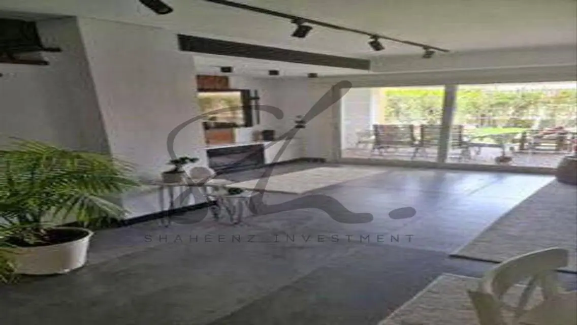 Luxurious Apartment in Midtown at an Attractive Price