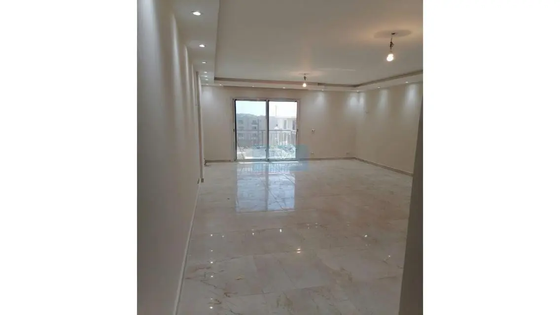 Stunning Apartment for Sale - 400 Square Meters