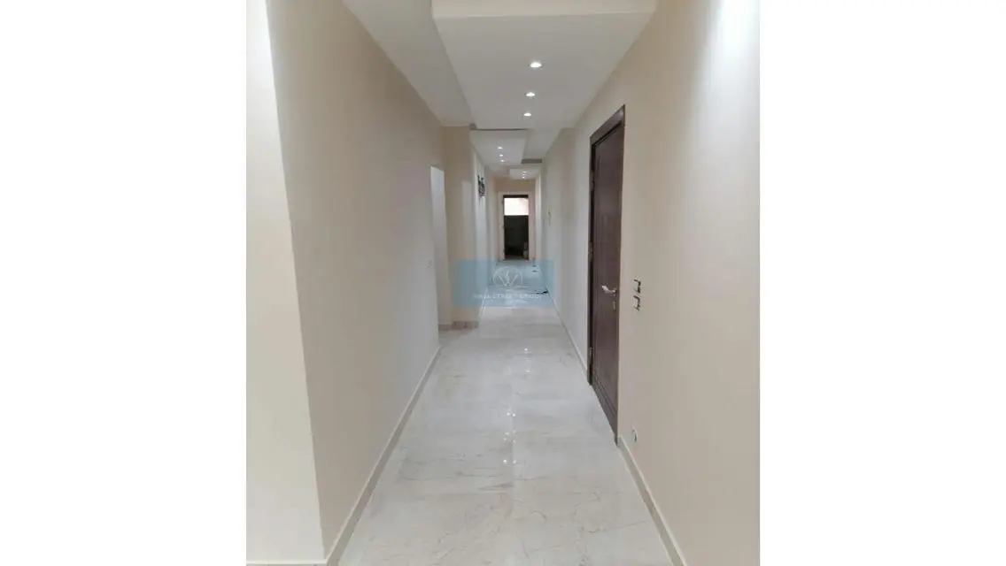 Stunning Apartment for Sale - 400 Square Meters