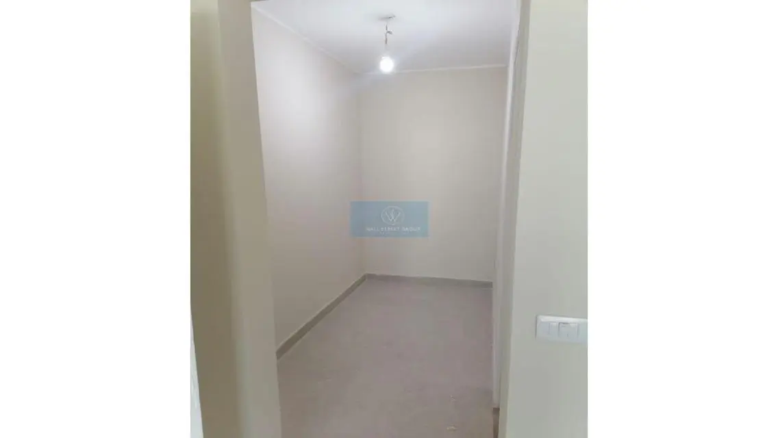 Stunning Apartment for Sale - 400 Square Meters