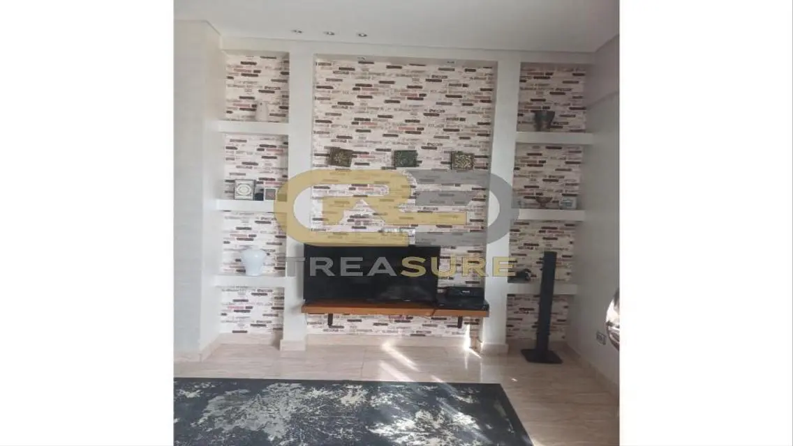 Luxurious Apartment Designed Beautifully in the Heart of the City