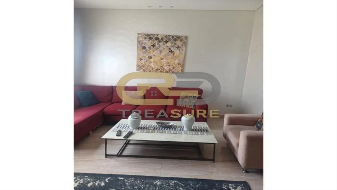Luxurious Apartment Designed Beautifully in the Heart of the City