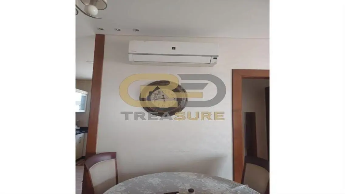 Luxurious Apartment Designed Beautifully in the Heart of the City