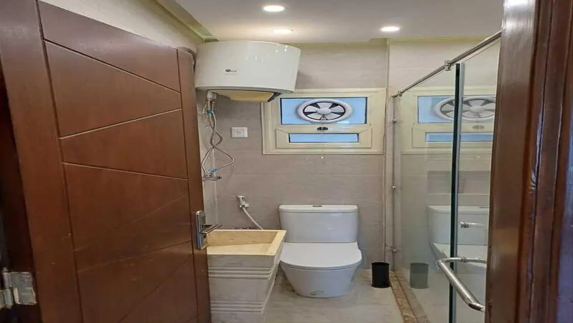 Stylish Apartment for Sale with Central Air Conditioning and Large Space