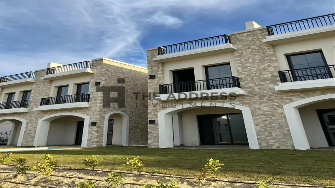 Luxurious Villa with Spacious Layout in Prime Cairo Location