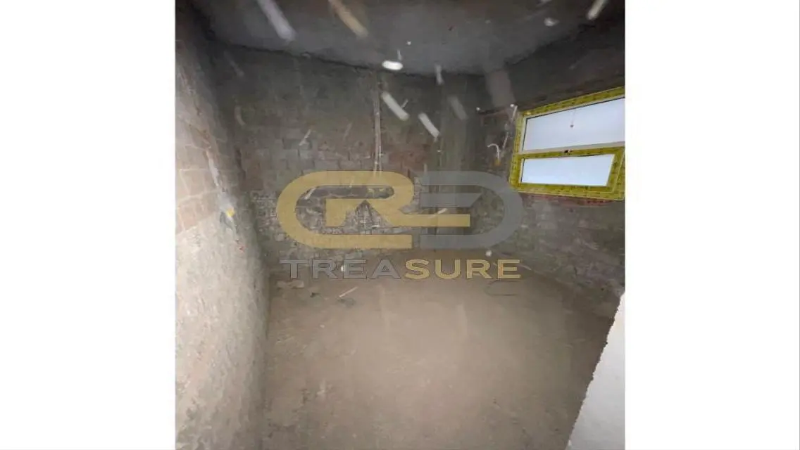 Luxury Apartment for Sale in TREASURE at Attractive Price