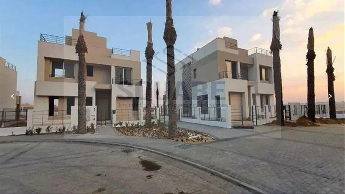 Luxurious Apartment in Palm Hills - 3 Bedrooms