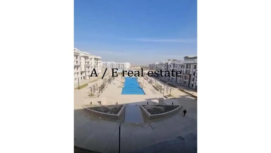 شقة فاخرة مع حديقة خاصة