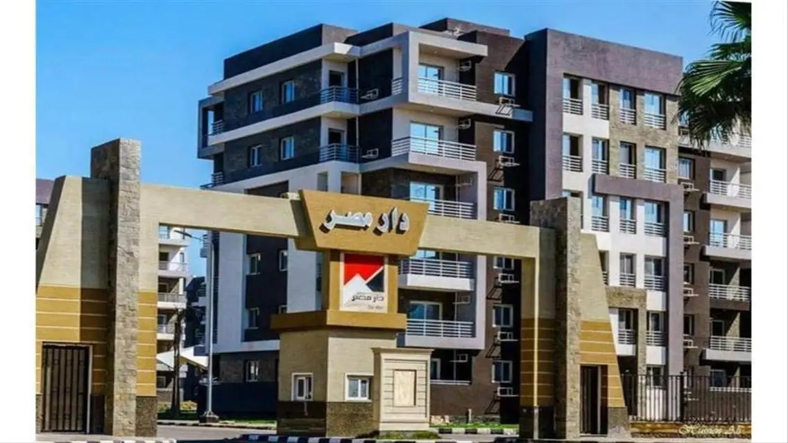 فيلا فاخرة مع مسبح خاص وحديقة في موقع متميز