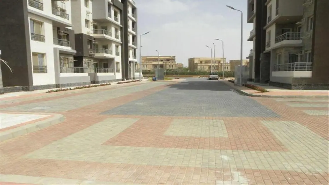 فيلا فاخرة مع مسبح خاص وحديقة في موقع متميز