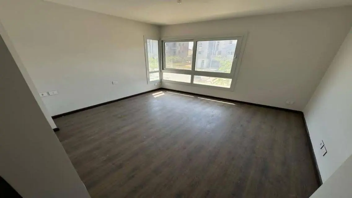 Luxury 4-Bedroom Apartment for Sale in the Heart of the City