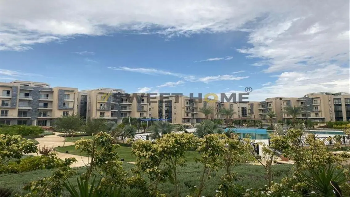 Luxurious Apartment for Sale with Ample Space