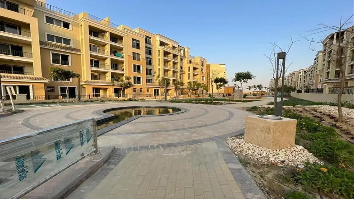 فيلا فاخرة للبيع بمساحة واسعة مع جميع المرافق في موقع مميز