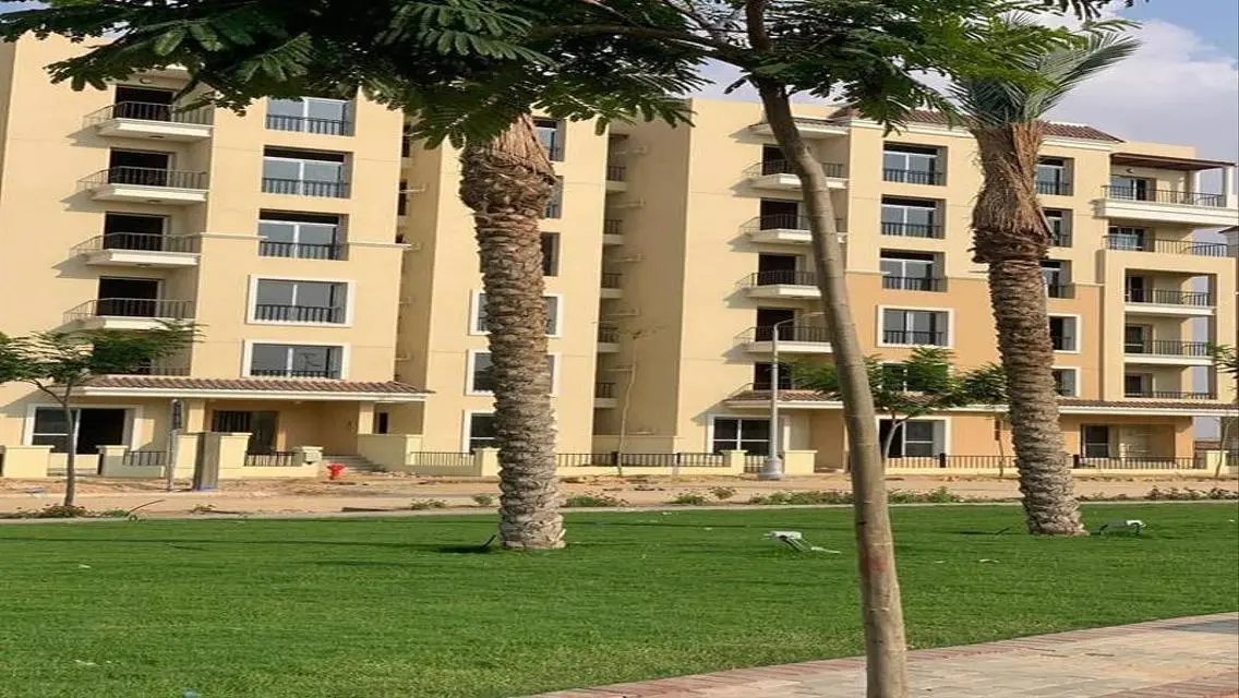 فيلا فاخرة للبيع بمساحة واسعة مع جميع المرافق في موقع مميز