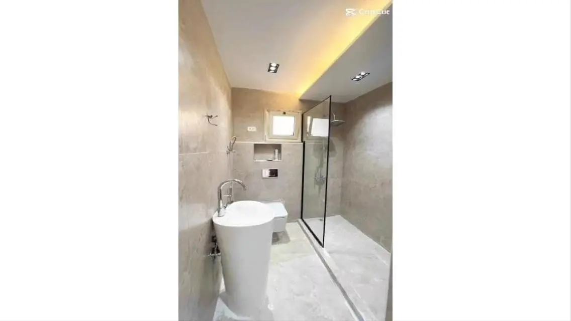 Luxury Apartment 132 sqm in the Heart of the City
